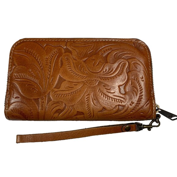 Patricia Nash Brown Tooled Italian Leather Floral  Zip Around Wristlet 8” Wallet - Picture 3 of 7